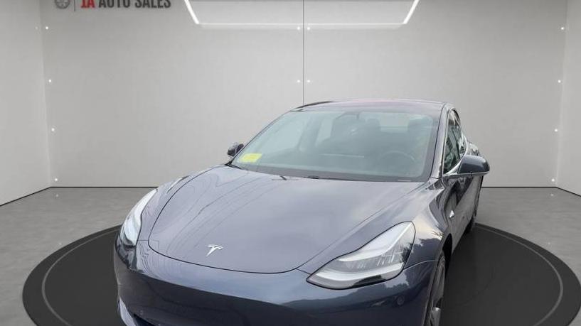 TESLA MODEL 3 2018 5YJ3E1EA3JF123929 image